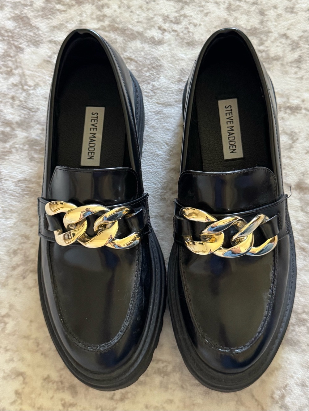 Steve Madden Black Patent Platform Loafers with Gold Chain Accent - Size 7